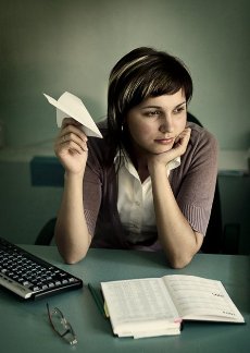 Изображение из статьи: Безделье и скука делают человека несчастным