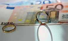 Изображение из статьи: Должны ли дети содержать стариков-родителей, если те не платили алименты?